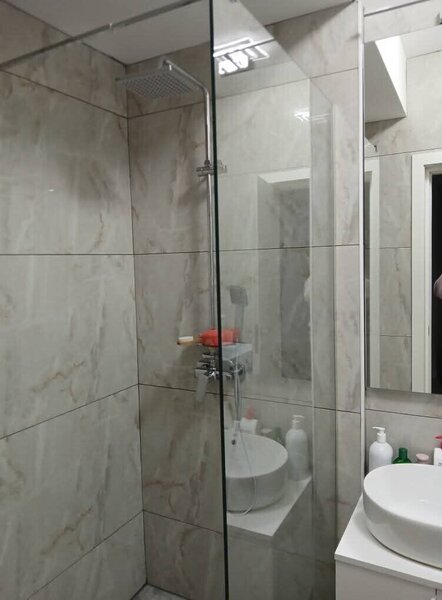 Navodari  vanzare garsoniera  bloc  nou