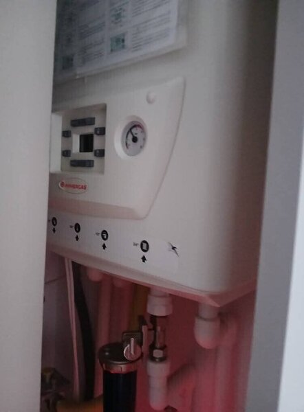 Navodari  vanzare garsoniera  bloc  nou